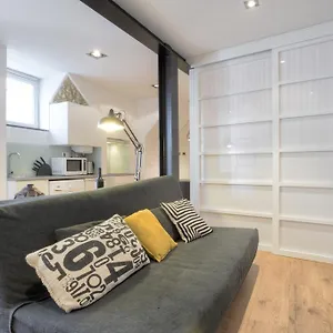 Bmyguest - Castelo Charming Flat Appartement